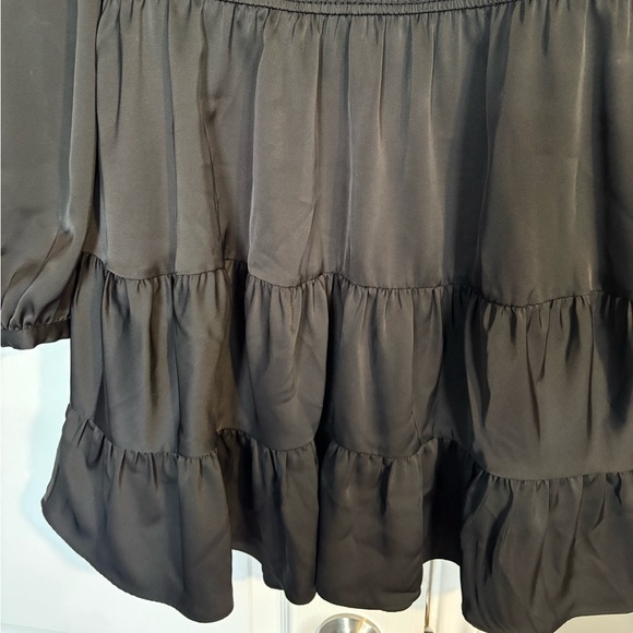 Aritzia | Sunday Best Martine Satin Longsleeve Dress - Picture 8 of 12